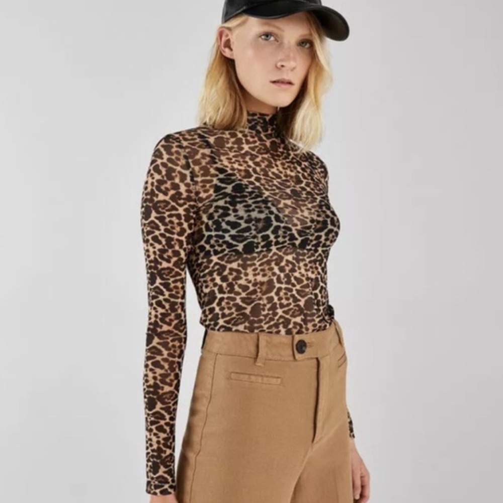 Bershka Leopard Mesh High Neck Top See-Blouse XS